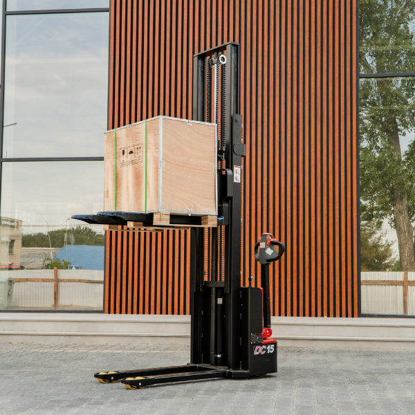 Transpalet Electric cu Catarg CDD15J-Li M300