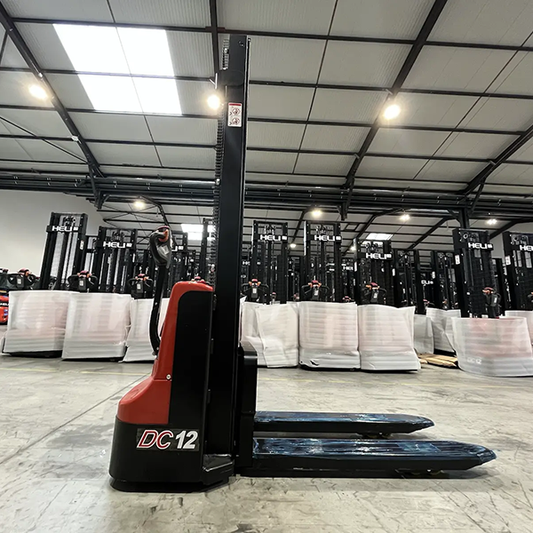 Transpalet Electric cu Catarg CDD12J M300