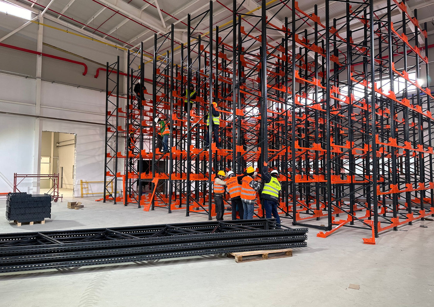 Sistem AutoSat Shuttle pentru rafturi