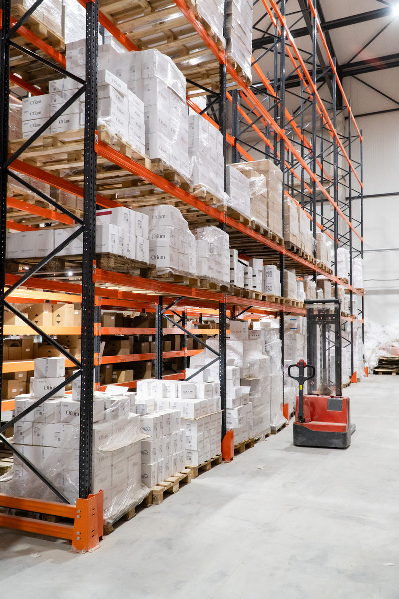 Reach Truck și Rafturi pentru paletare HandlerKraft