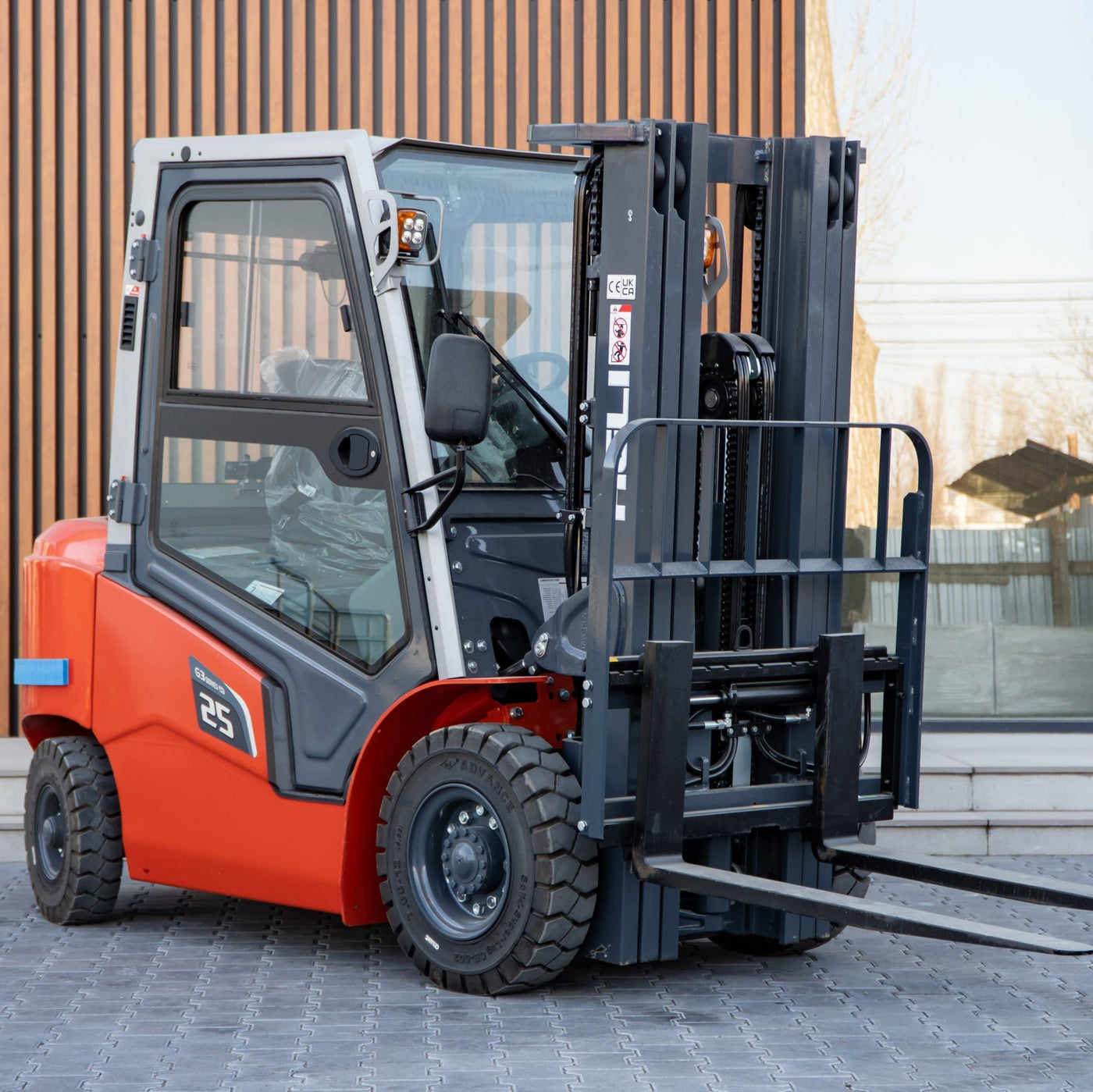 Stivuitor Diesel CPCD25Q17-GH3-ZSM450 HandlerKraft Moldova