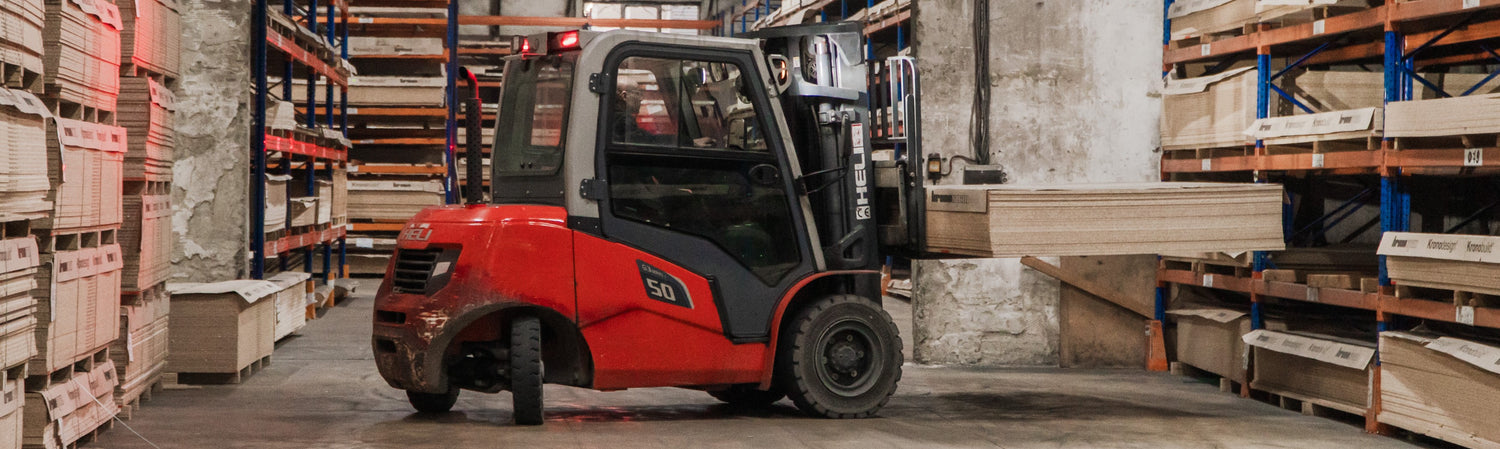 Stivuitoare electrice și diesel în stoc Moldova — HandlerKraft Flotă stivuitoare industriale HandlerKraft, Chișinău, livrare rapidă